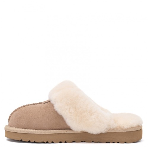 UGG Slippers Scufette Sand