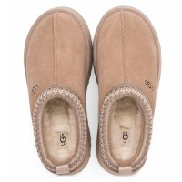 UGG Tazz Platform Sand