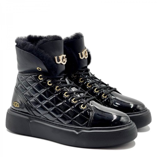 UGG Shanti Triple Black
