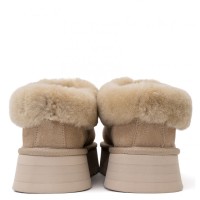 UGG Platform Slipper Camel