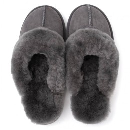 UGG Slippers Scufette Grey