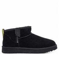 UGG Mens Classic Ultra Mini Zip Boot Black