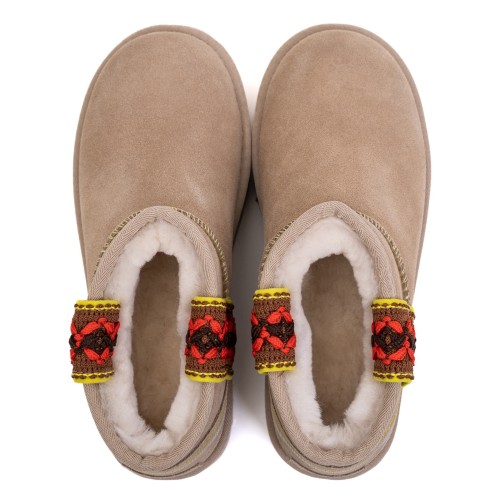 UGG Classic Ultra Mini Braid Platform Sand