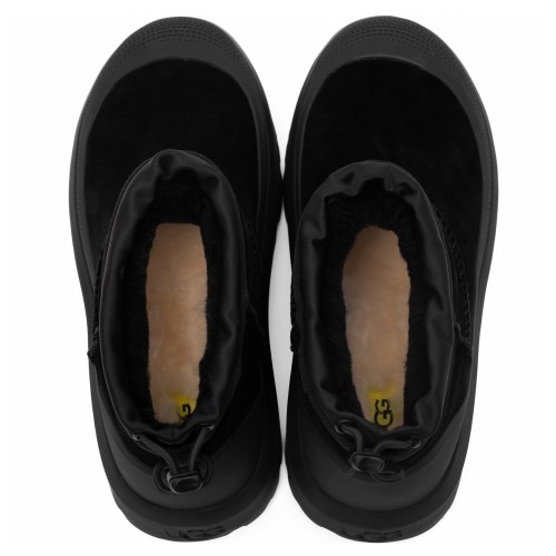 UGG Ultra Mini Hybrid Black