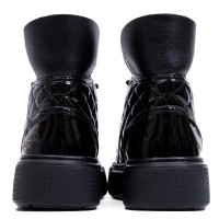 UGG Shanti Black