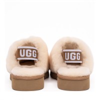 UGG Hailey Fluff Natural