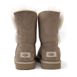 UGG Bailey Button II Sand