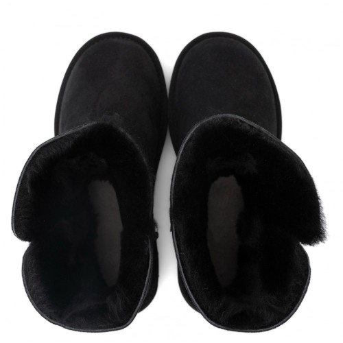 UGG Bailey Zip Short Black