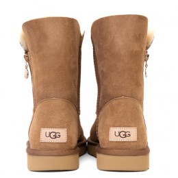 UGG Bailey Zip Short Chestnut