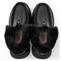UGG Funkette Platform Boots Leather Black