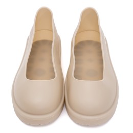 UGG Boot Guard Sand