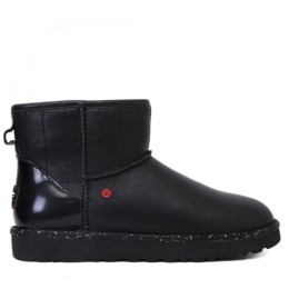 UGG Mens Classic Mini Star Wars