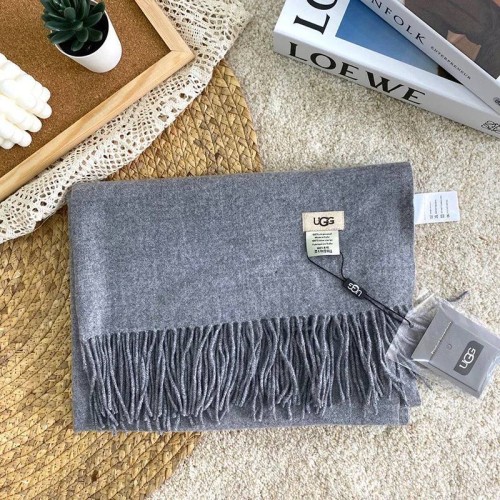 UGG Палантин - Light Grey